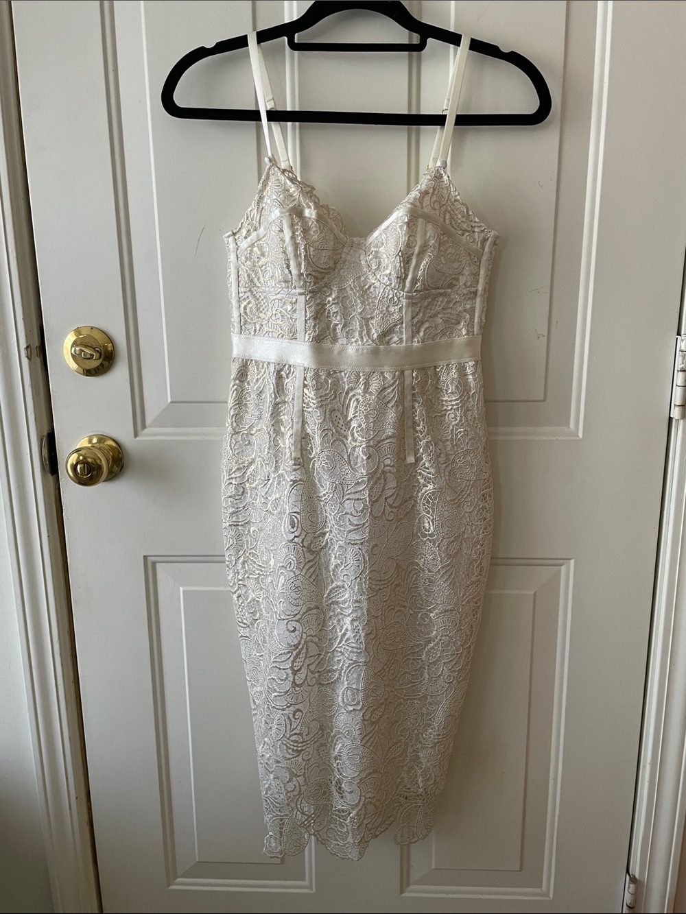 Victoria's Secret Ivory Lace Midi Dress with Spaghetti Straps Size 4 Event